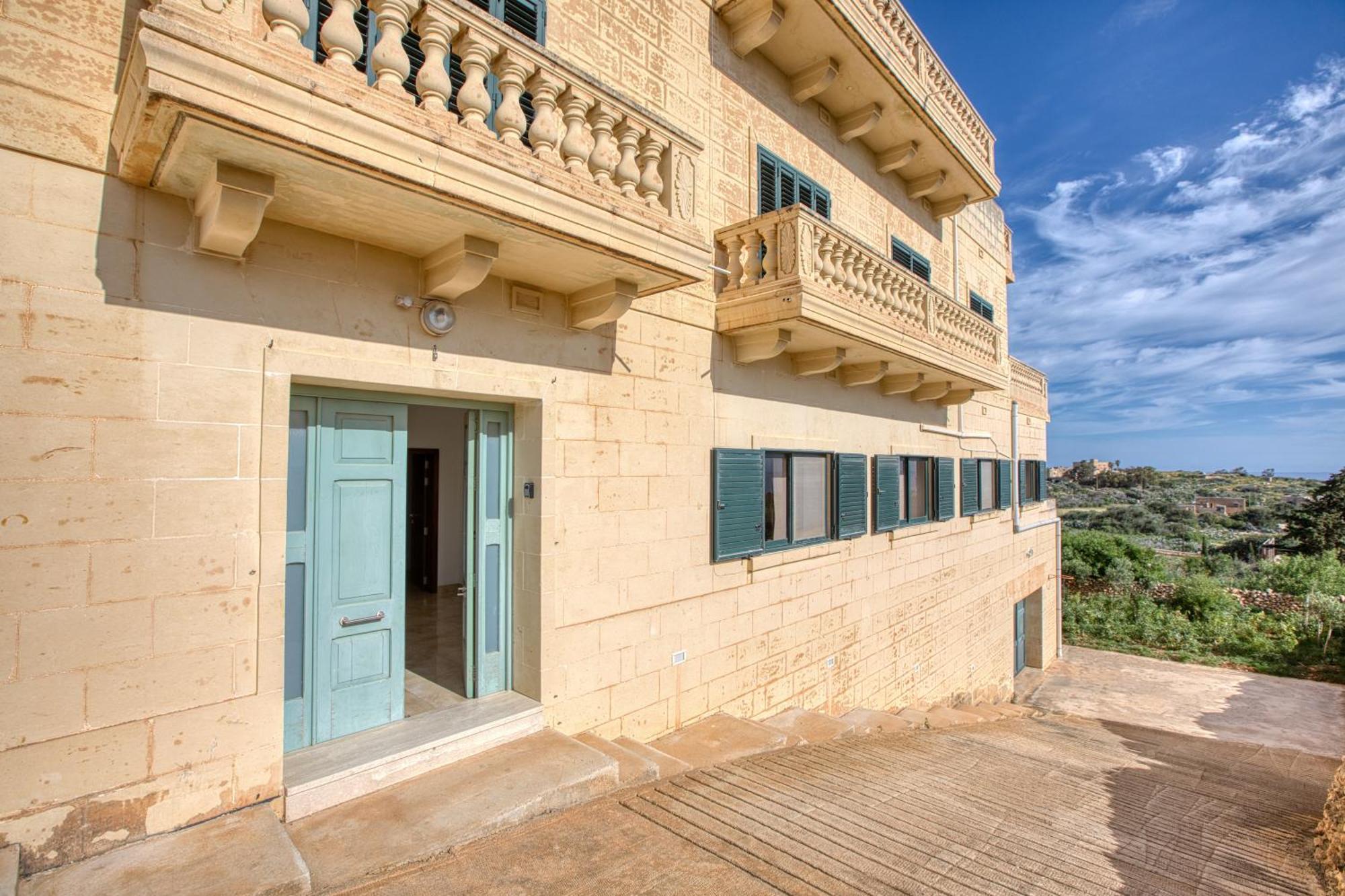Spacious, Bright, Valley & Sea View Maisonette Xaghra Exterior photo